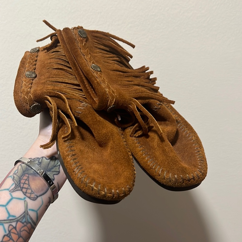 Minnetonka Moccasins booties